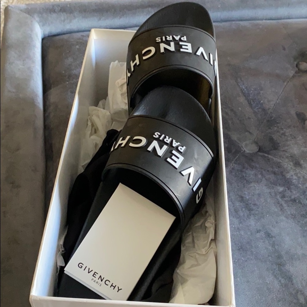 Givenchy Pool Slides